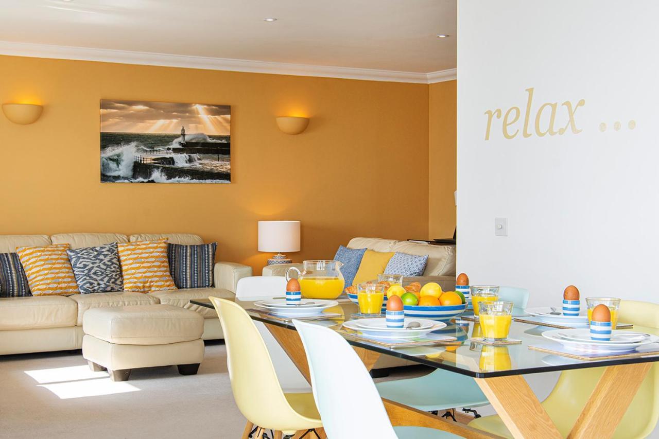 Marine Point, Mevagissey - Sensational Cliff Top Views Of Harbour And Bay Extérieur photo